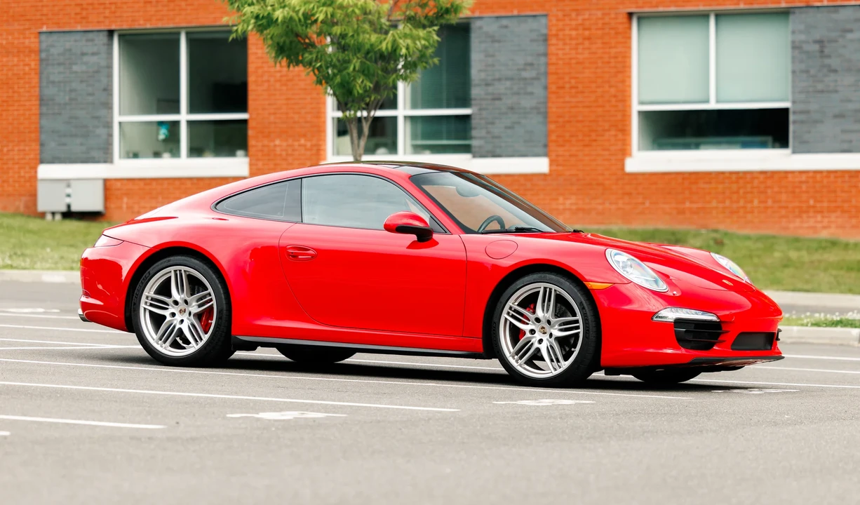 2013 Porsche 991 Carrera 4 - Image 17 of 31