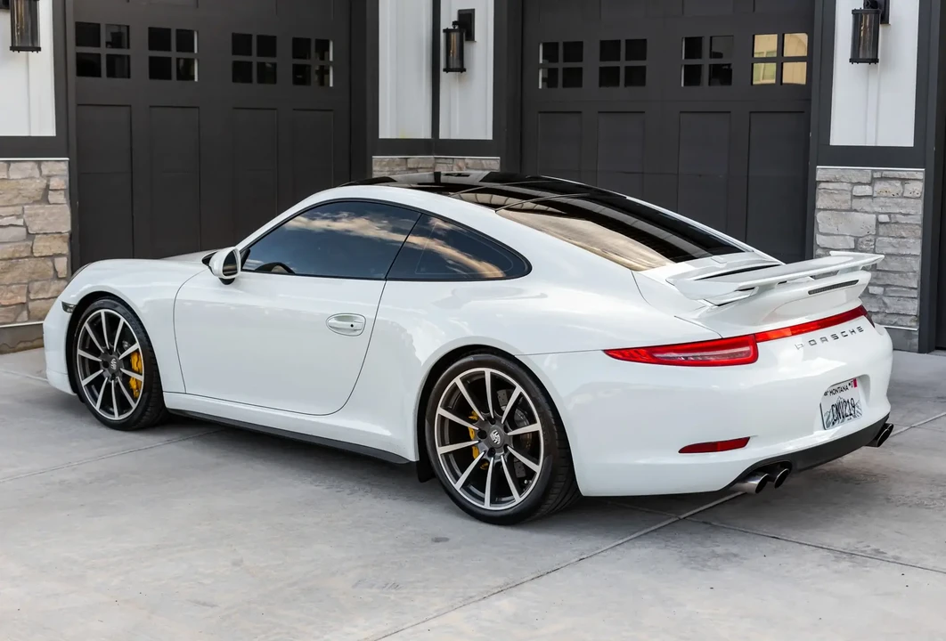 2013 Porsche 991 Carrera 4S - Image 5 of 6