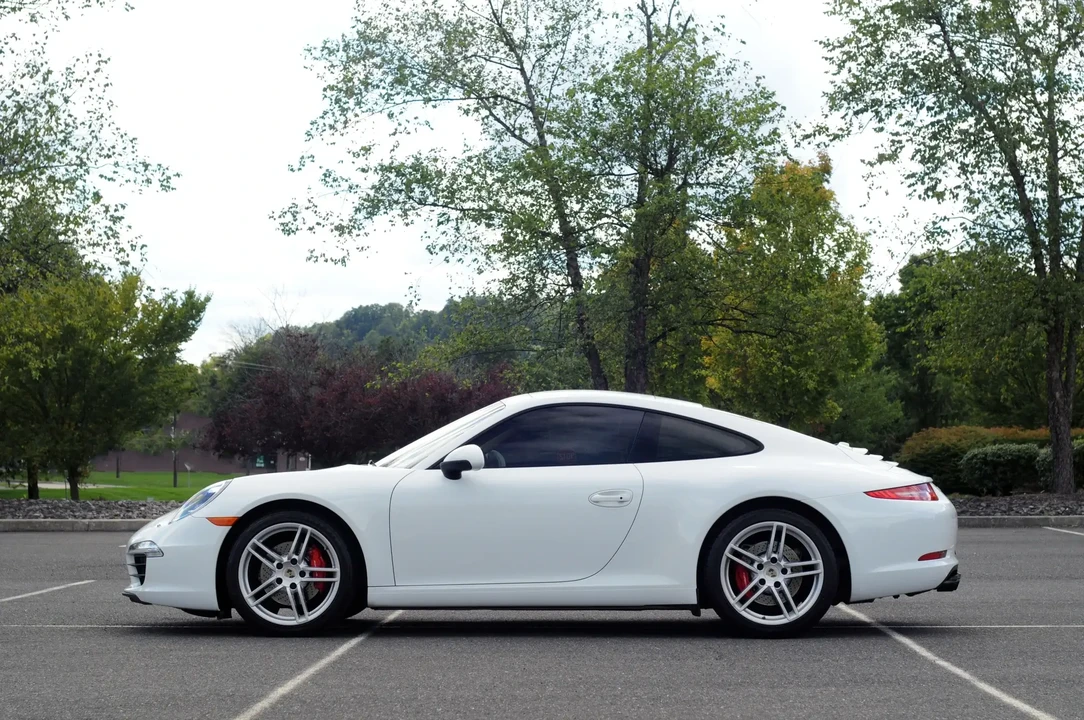 2013 Porsche 991 Carrera - Image 5 of 6