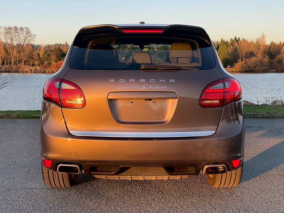 2013 Porsche 958 Cayenne S - Image 4 of 16