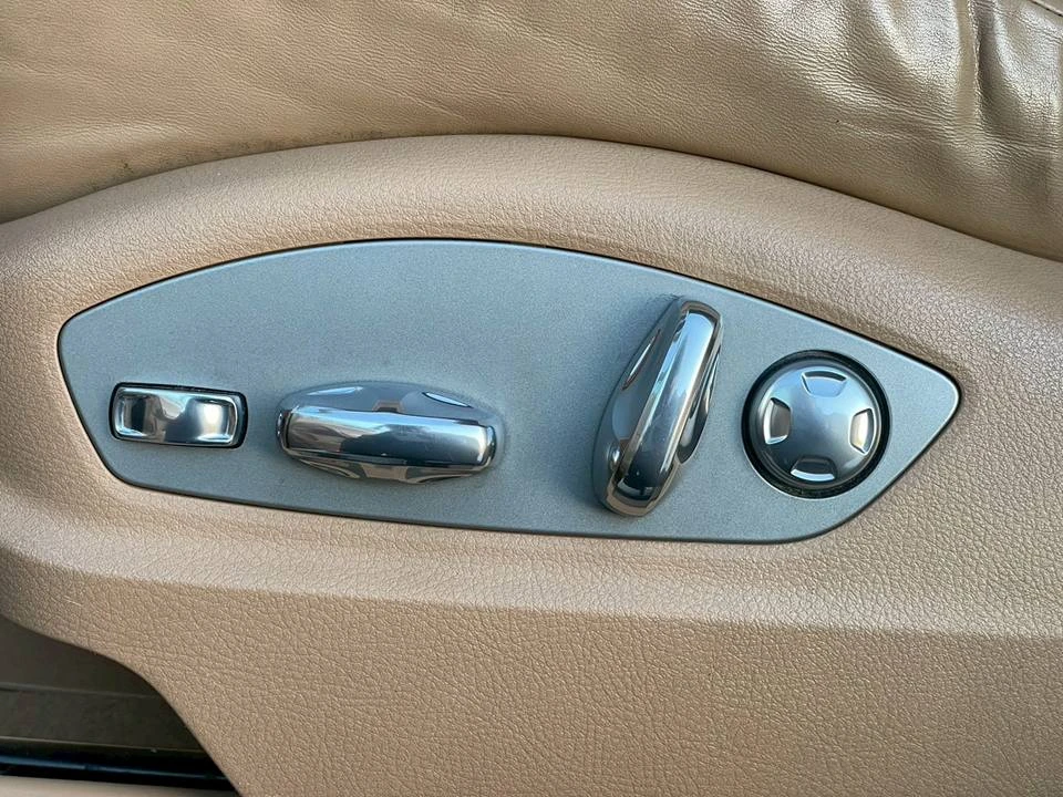 2013 Porsche 958 Cayenne S - Image 10 of 16