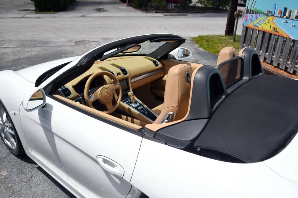 2013 Porsche 981 Boxster - Image 18 of 20