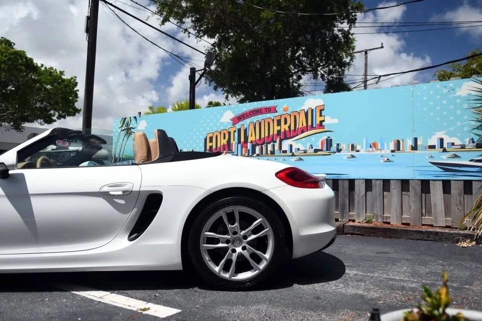2013 Porsche 981 Boxster - Image 9 of 20