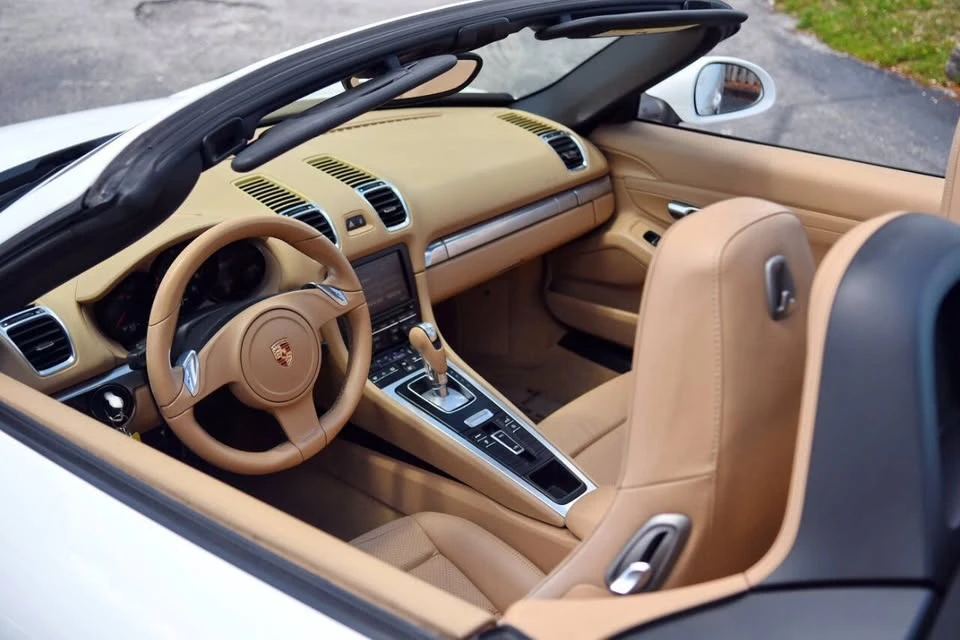 2013 Porsche 981 Boxster - Image 17 of 20
