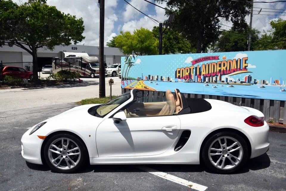 2013 Porsche 981 Boxster - Image 8 of 20