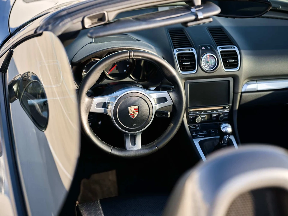 2013 Porsche 981 Boxster - Image 3 of 24