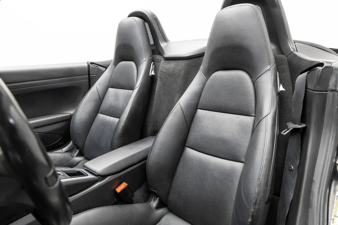 2013 Porsche 981 Boxster - Image 17 of 31