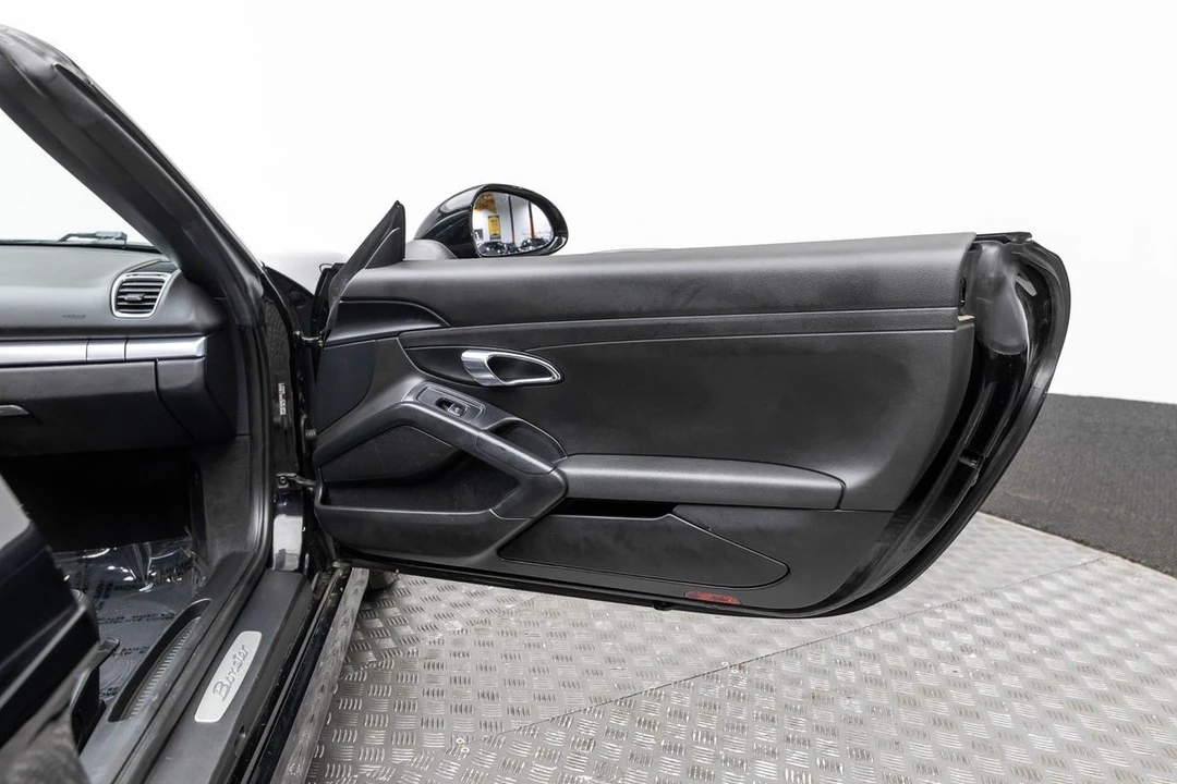 2013 Porsche 981 Boxster - Image 13 of 31