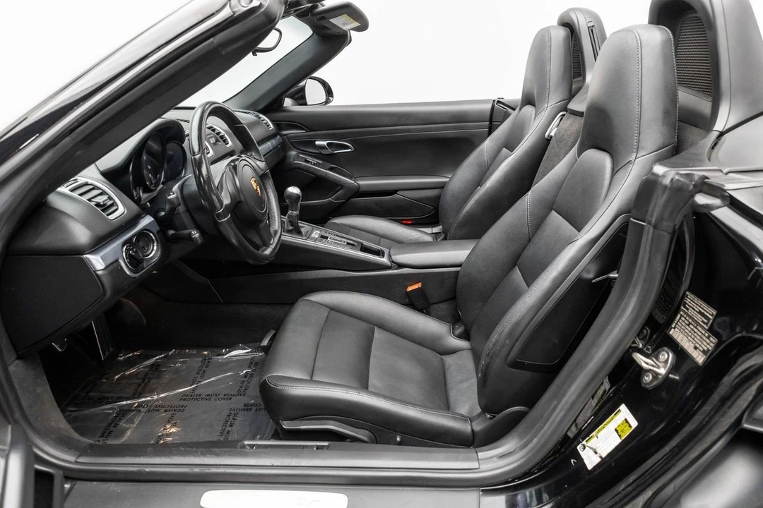 2013 Porsche 981 Boxster - Image 15 of 31