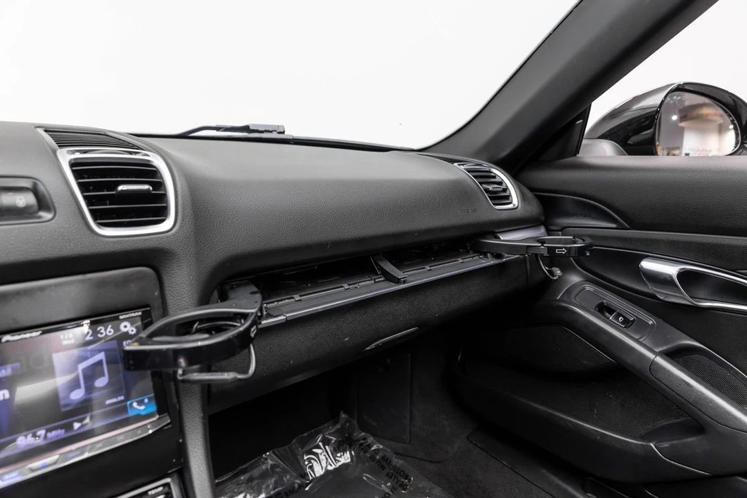 2013 Porsche 981 Boxster - Image 24 of 31
