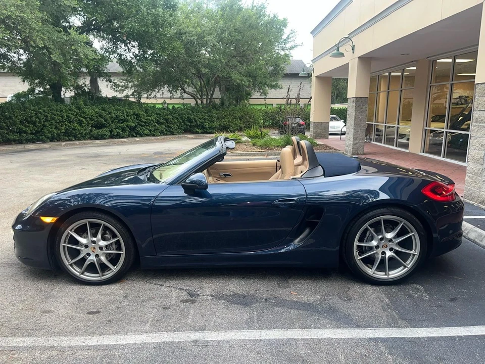 2013 Porsche 981 Boxster - Image 11 of 31