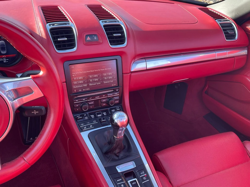 2013 Porsche 981 Boxster - Image 12 of 15