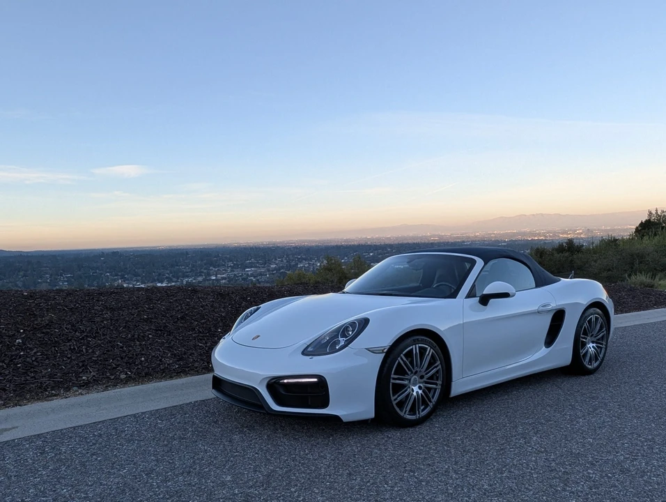 2013 Porsche 981 Boxster - Image 2 of 31