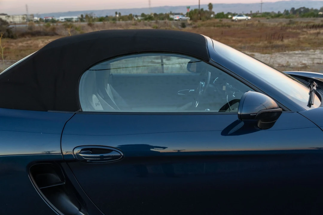 2013 Porsche 981 Boxster - Image 25 of 31
