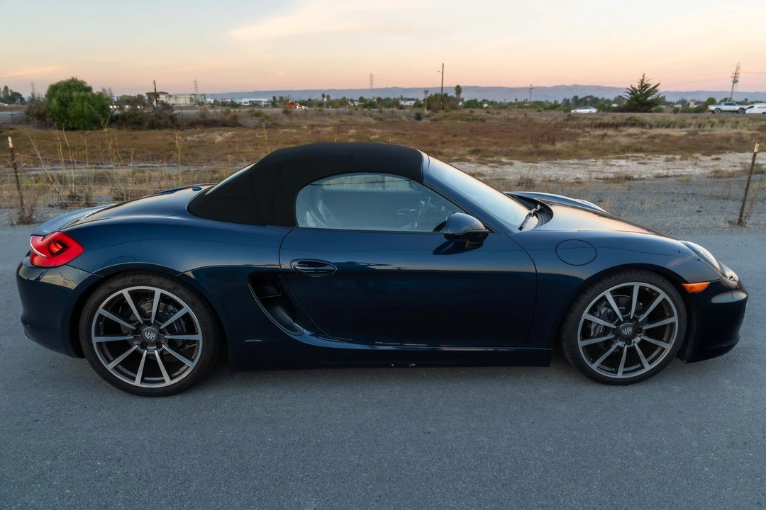 2013 Porsche 981 Boxster - Image 8 of 31