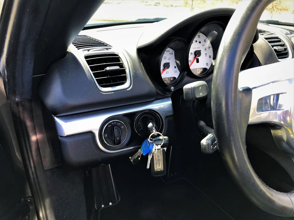 2013 Porsche 981 Boxster - Image 24 of 31