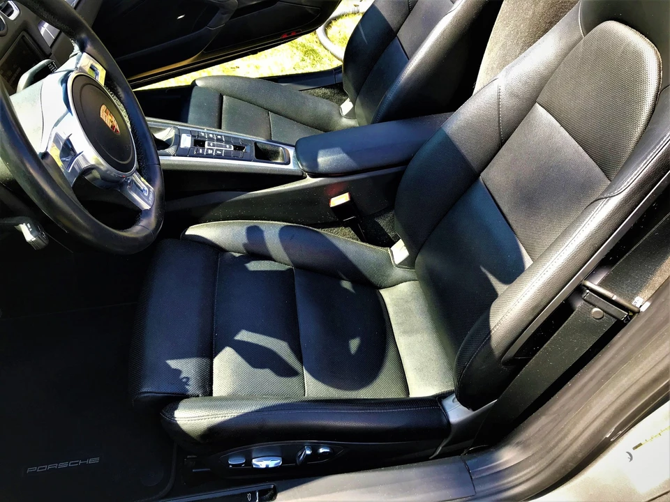 2013 Porsche 981 Boxster - Image 27 of 31