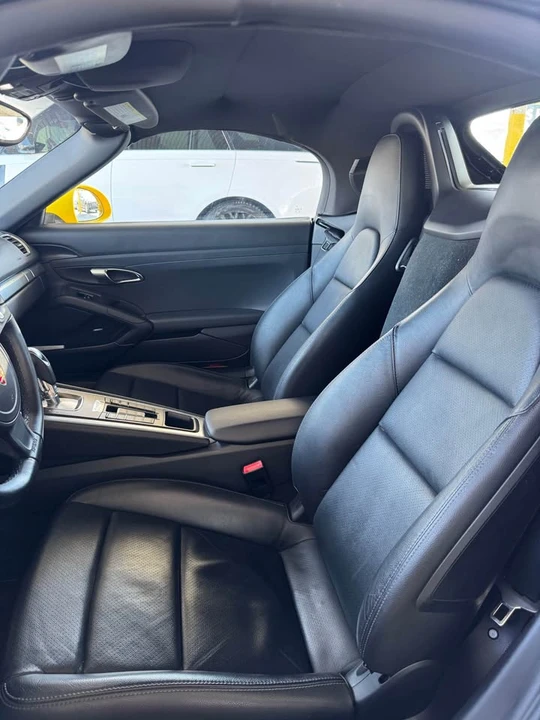 2013 Porsche 981 Boxster - Image 9 of 10