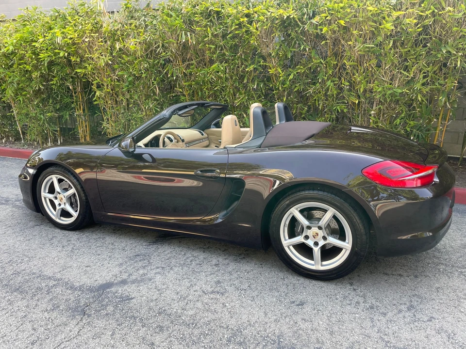 2013 Porsche 981 Boxster - Image 9 of 10