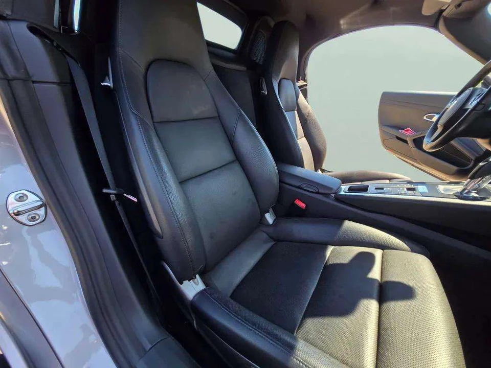 2013 Porsche 981 Boxster - Image 24 of 31