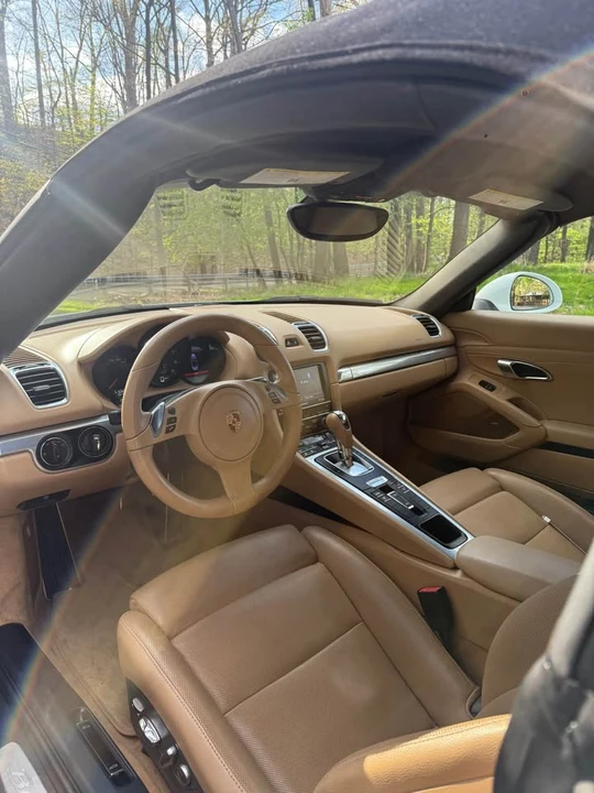 2013 Porsche 981 Boxster - Image 12 of 19