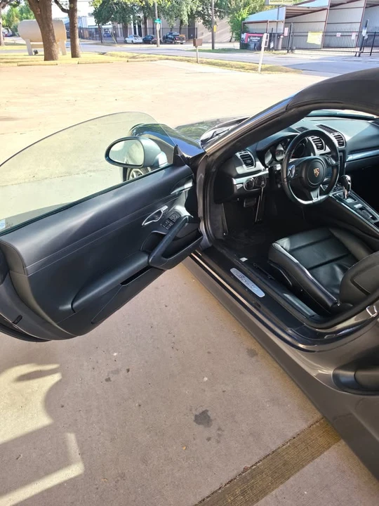 2013 Porsche 981 Boxster - Image 10 of 19