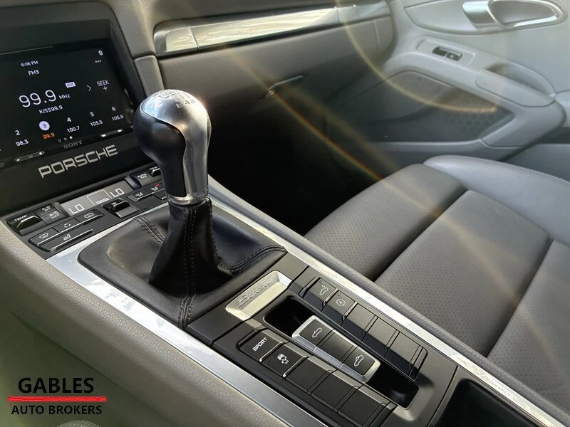 2013 Porsche 981 Boxster - Image 15 of 16