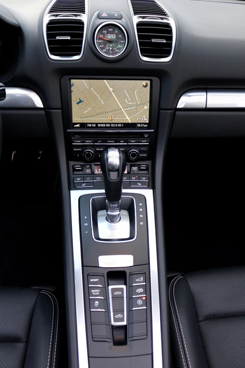 2013 Porsche 981 Boxster S - Image 16 of 17
