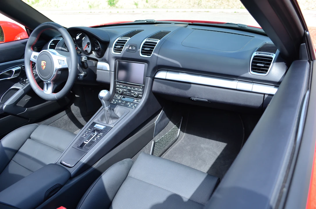2013 Porsche 981 Boxster S - Image 2 of 5