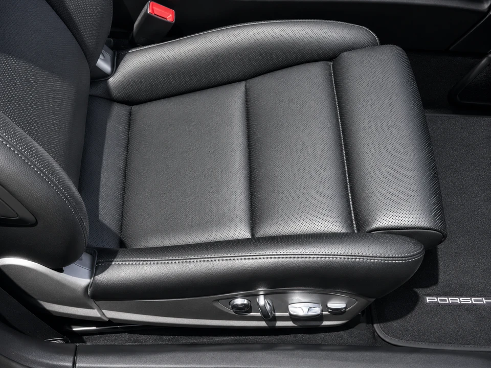 2013 Porsche 981 Boxster S - Image 18 of 31
