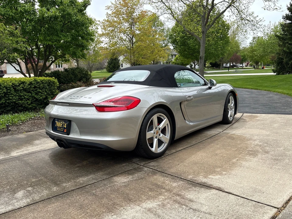 2013 Porsche 981 Boxster S - Image 10 of 25