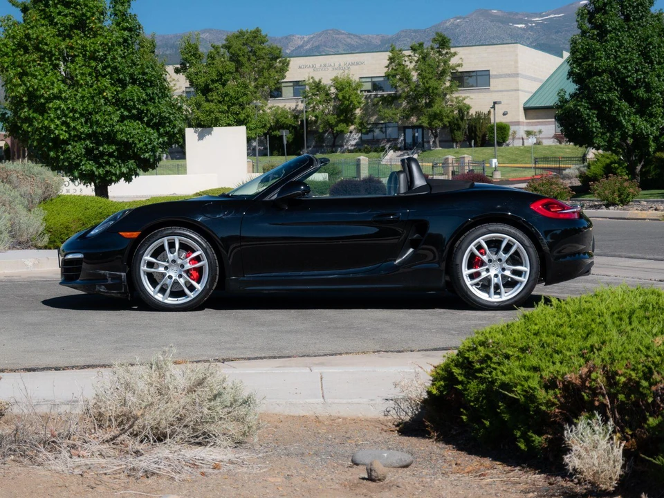 2013 Porsche 981 Boxster S - Image 2 of 31