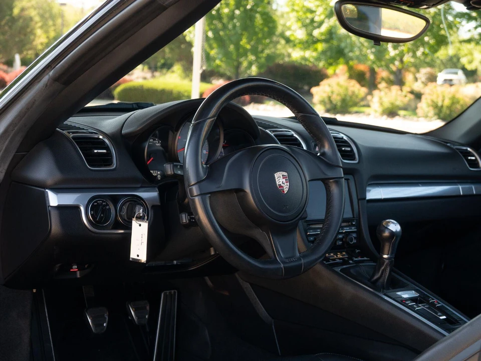 2013 Porsche 981 Boxster S - Image 4 of 31