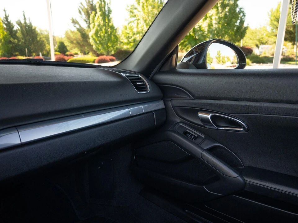 2013 Porsche 981 Boxster S - Image 28 of 31