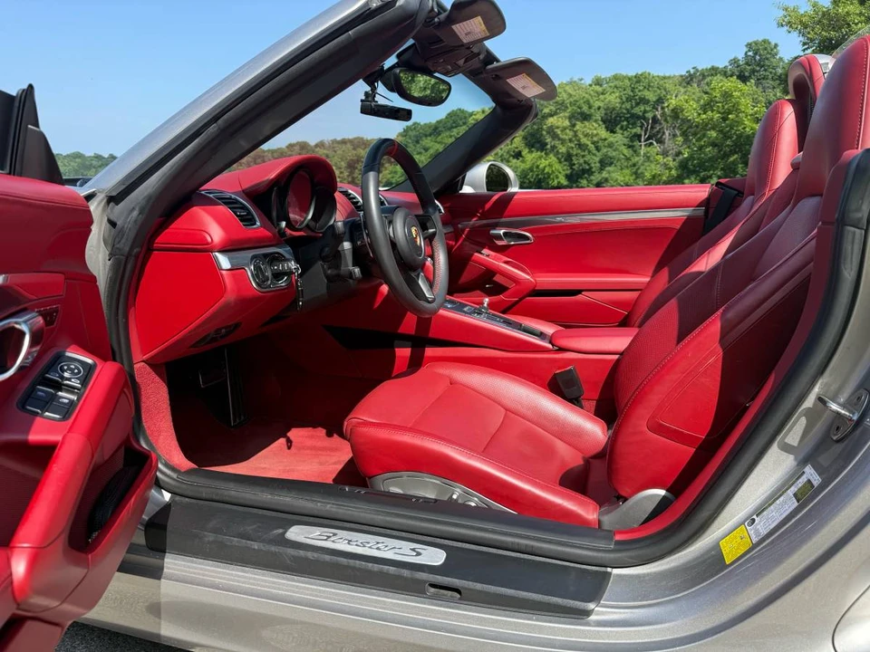 2013 Porsche 981 Boxster S - Image 19 of 24