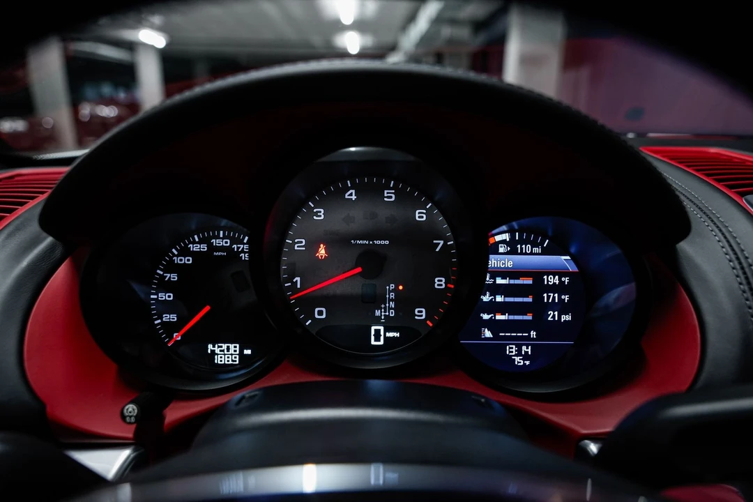 2013 Porsche 981 Boxster S - Image 11 of 31