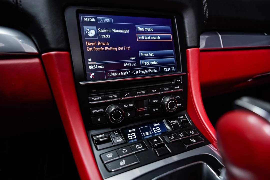 2013 Porsche 981 Boxster S - Image 13 of 31
