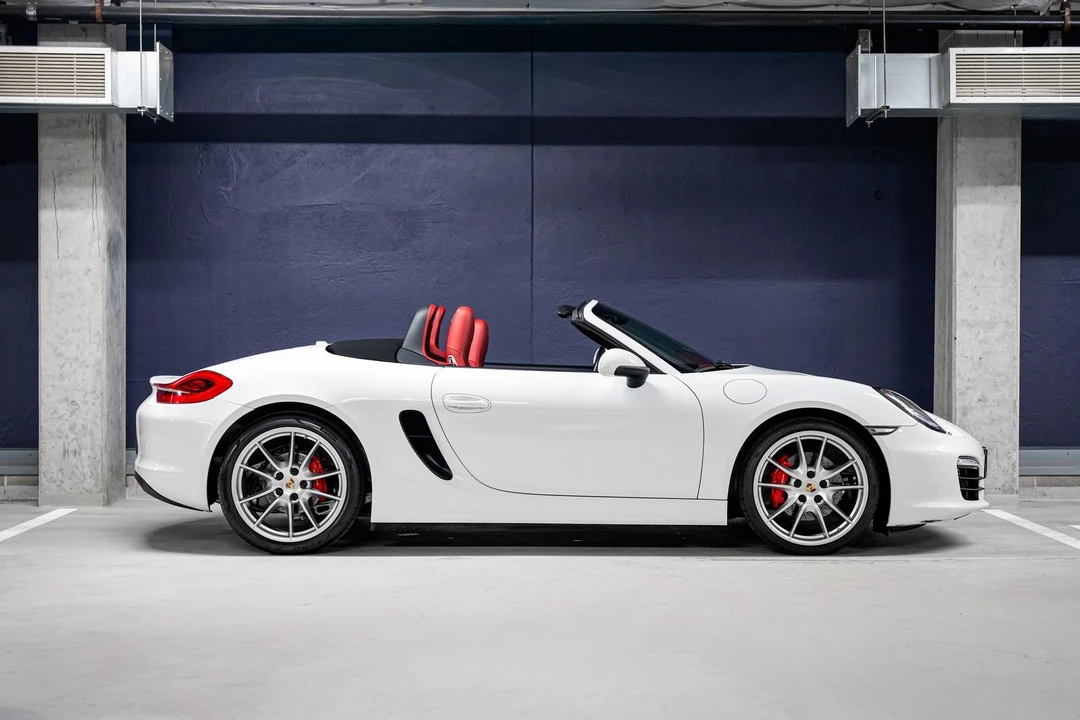 2013 Porsche 981 Boxster S - Image 2 of 31