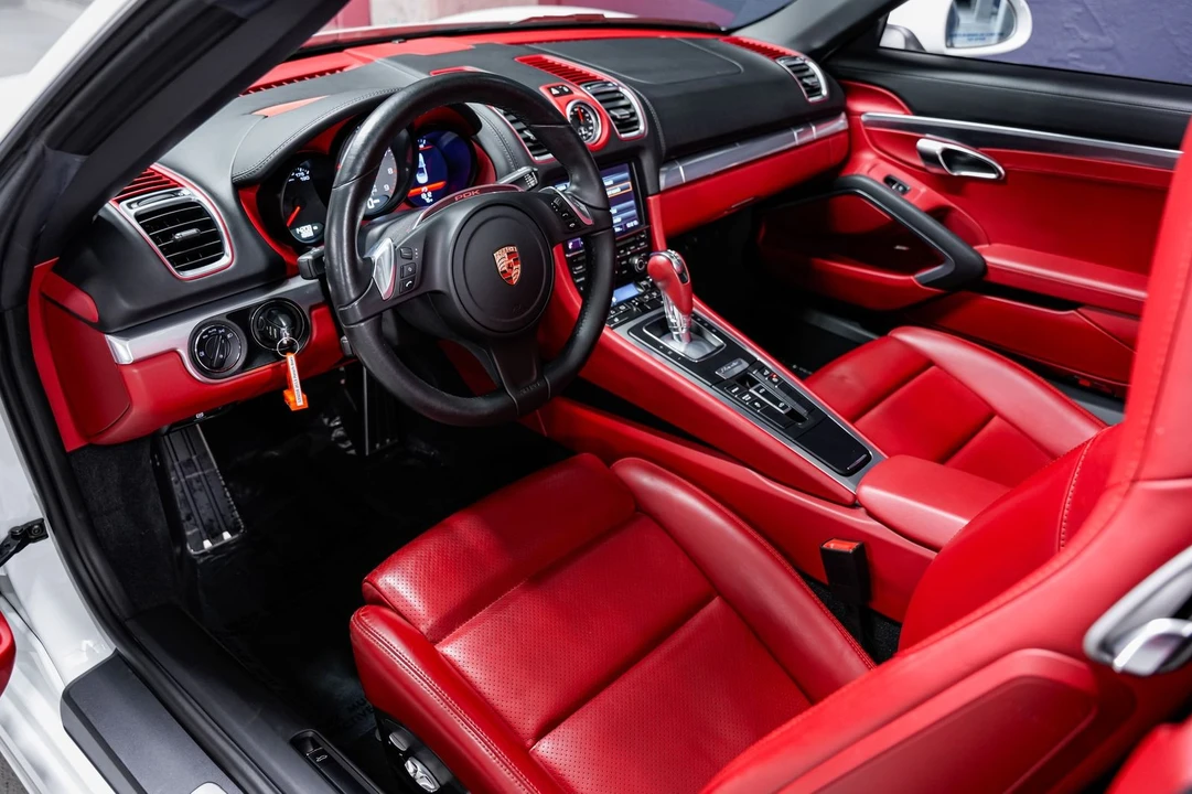 2013 Porsche 981 Boxster S - Image 9 of 31