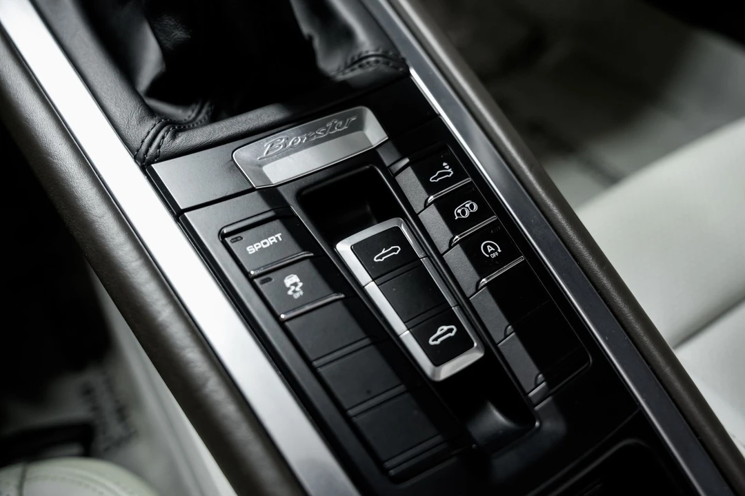 2013 Porsche 981 Boxster S - Image 15 of 31