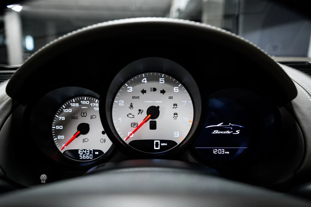 2013 Porsche 981 Boxster S - Image 11 of 31