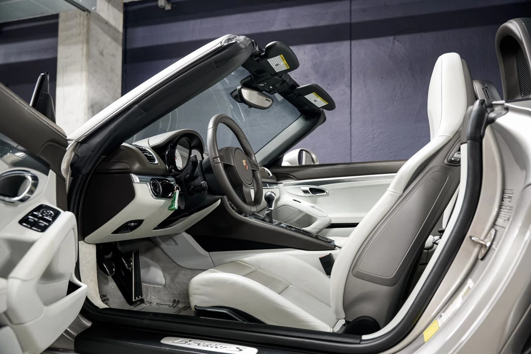 2013 Porsche 981 Boxster S - Image 17 of 31