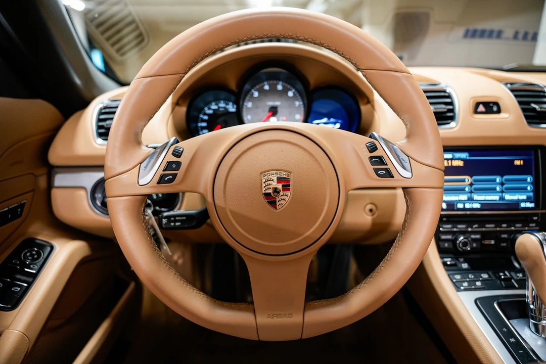 2013 Porsche 981 Boxster S - Image 10 of 31