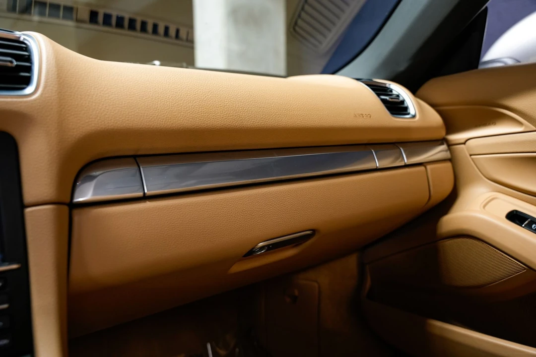 2013 Porsche 981 Boxster S - Image 16 of 31