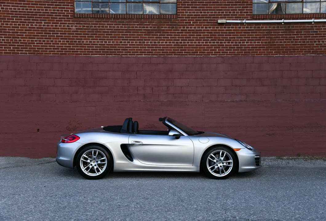 2013 Porsche 981 Boxster - Image 17 of 31