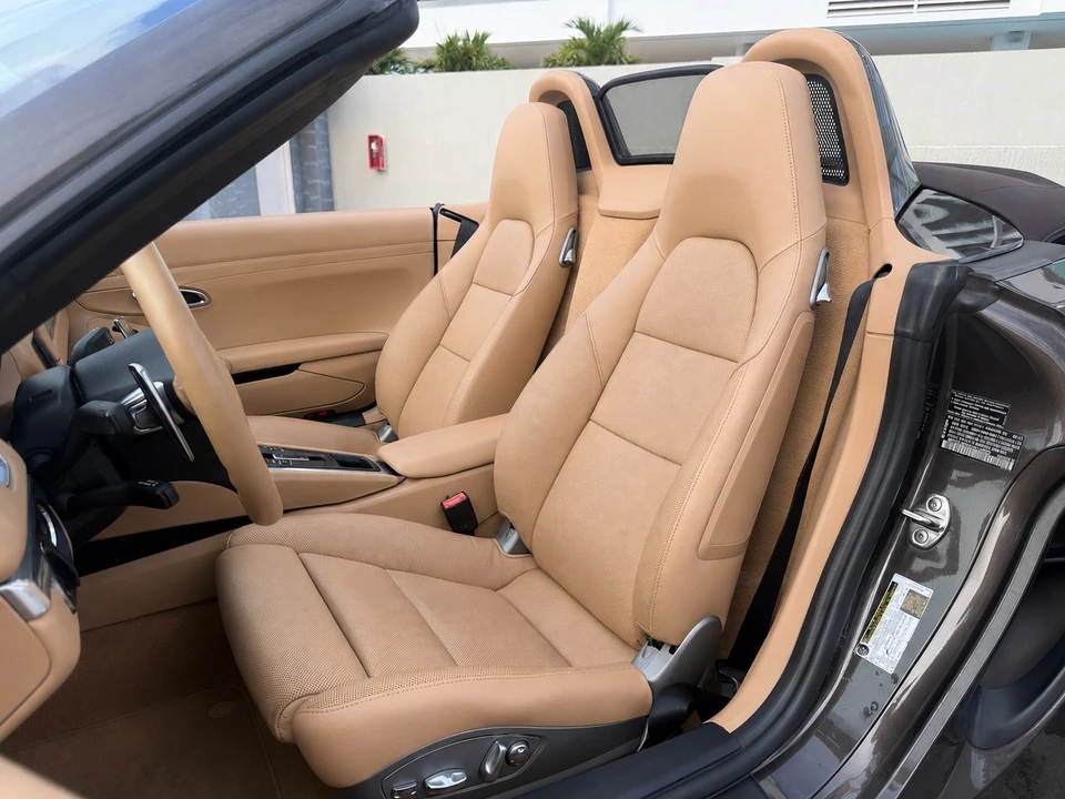 2013 Porsche 981 Boxster - Image 14 of 31
