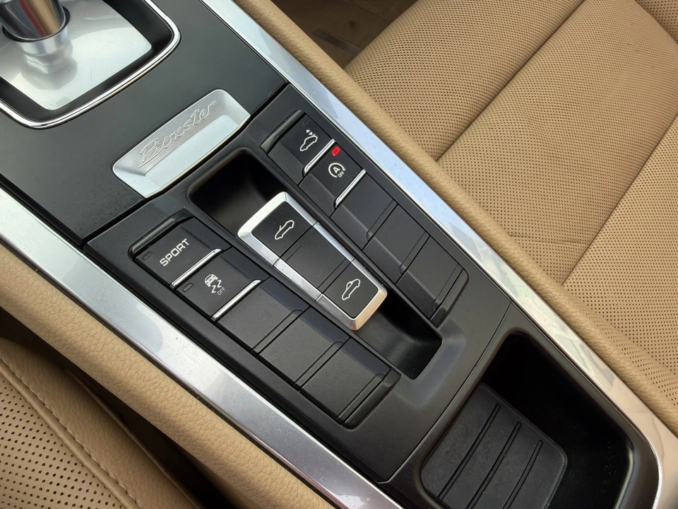 2013 Porsche 981 Boxster - Image 13 of 31