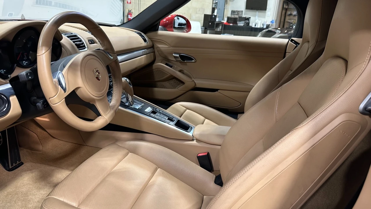 2013 Porsche 981 Boxster - Image 16 of 21