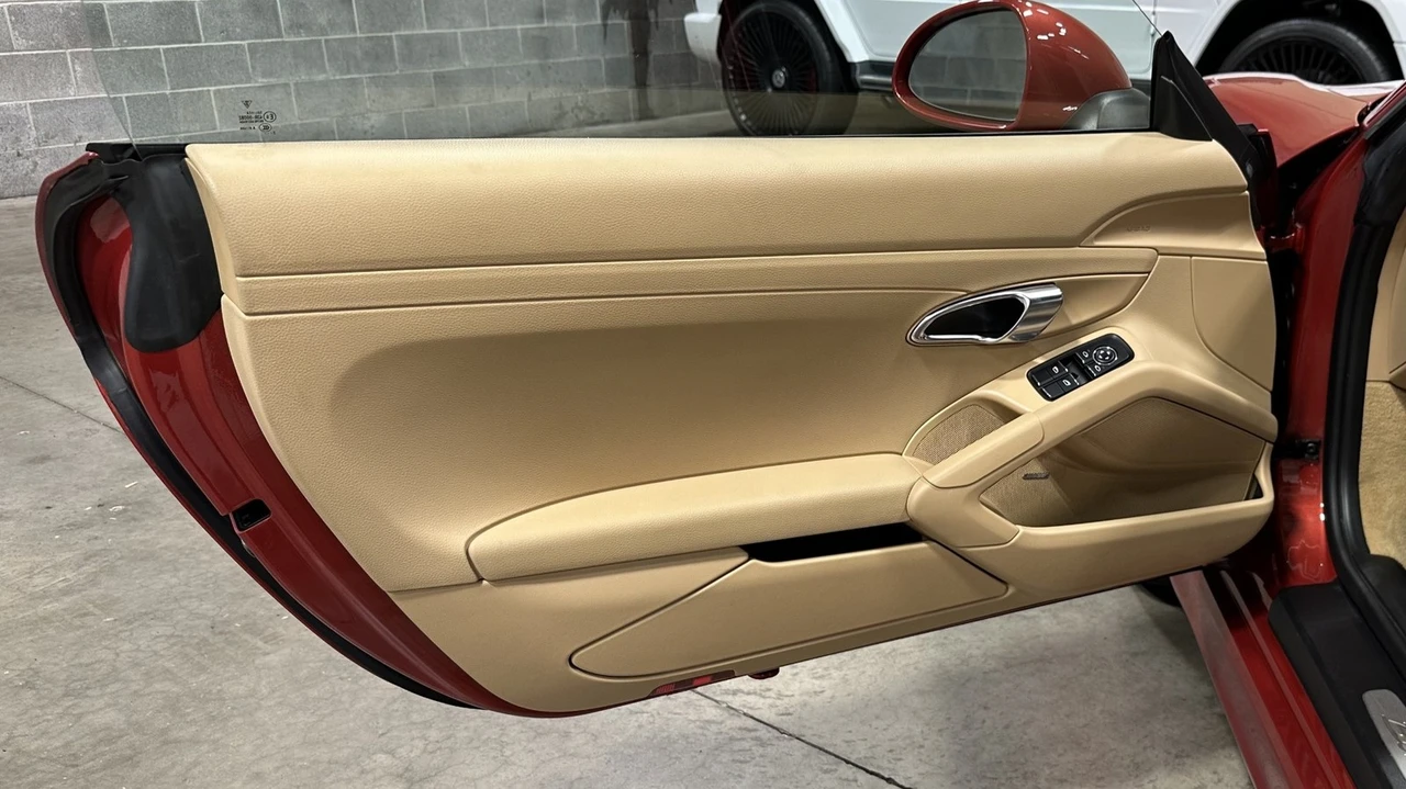 2013 Porsche 981 Boxster - Image 14 of 21