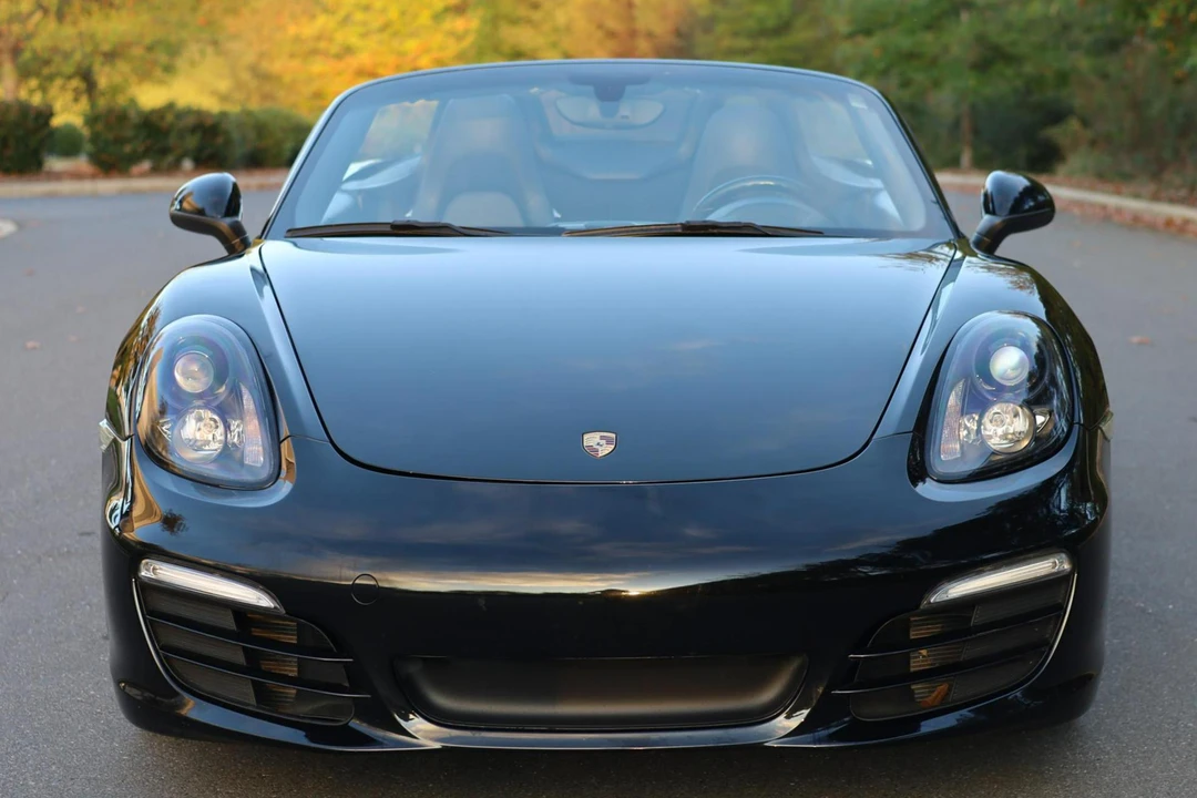 2013 Porsche 981 Boxster - Image 2 of 31
